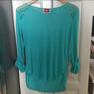 Daytrip Roll Tab Long Sleeve Crochet Key Hole Back